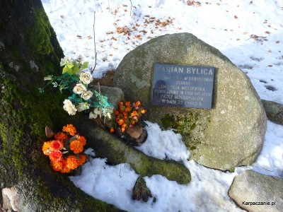 Pomnik Mariana Bylicy 5